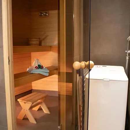 Vilmsi 44 Cozy 85m2 With Sauna In Kadriorg * Ταλίν
